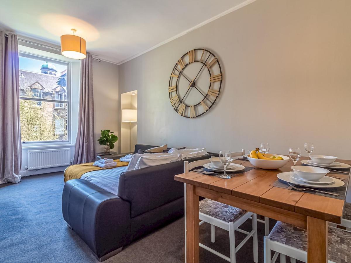 Pass The Keys Spacious And Homely Flat On The Royal Mile Edimburgo Exterior foto