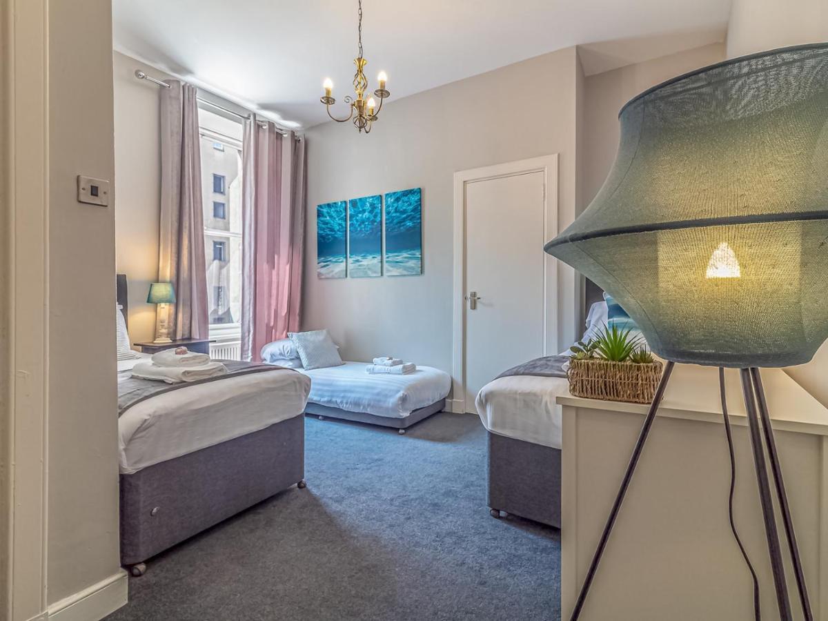 Pass The Keys Spacious And Homely Flat On The Royal Mile Edimburgo Exterior foto