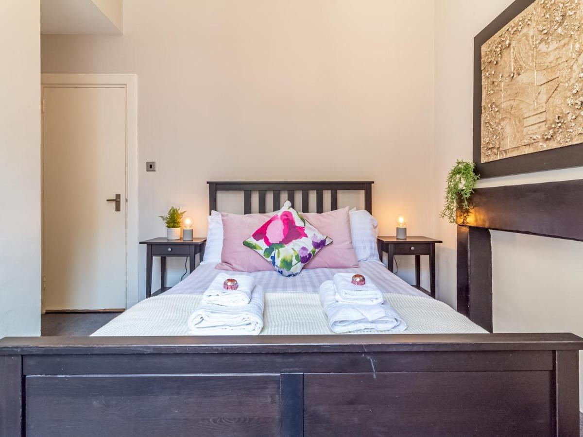 Pass The Keys Spacious And Homely Flat On The Royal Mile Edimburgo Exterior foto